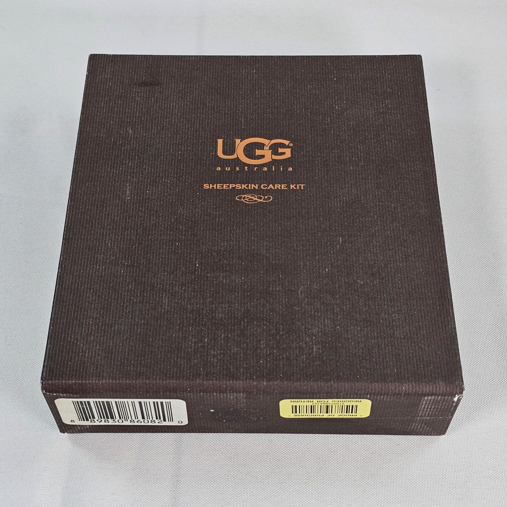 UGG Australia Sheepskin Care Kit Cleaner Conditioner Protector Brush Set 4oz - Picture 3 of 9